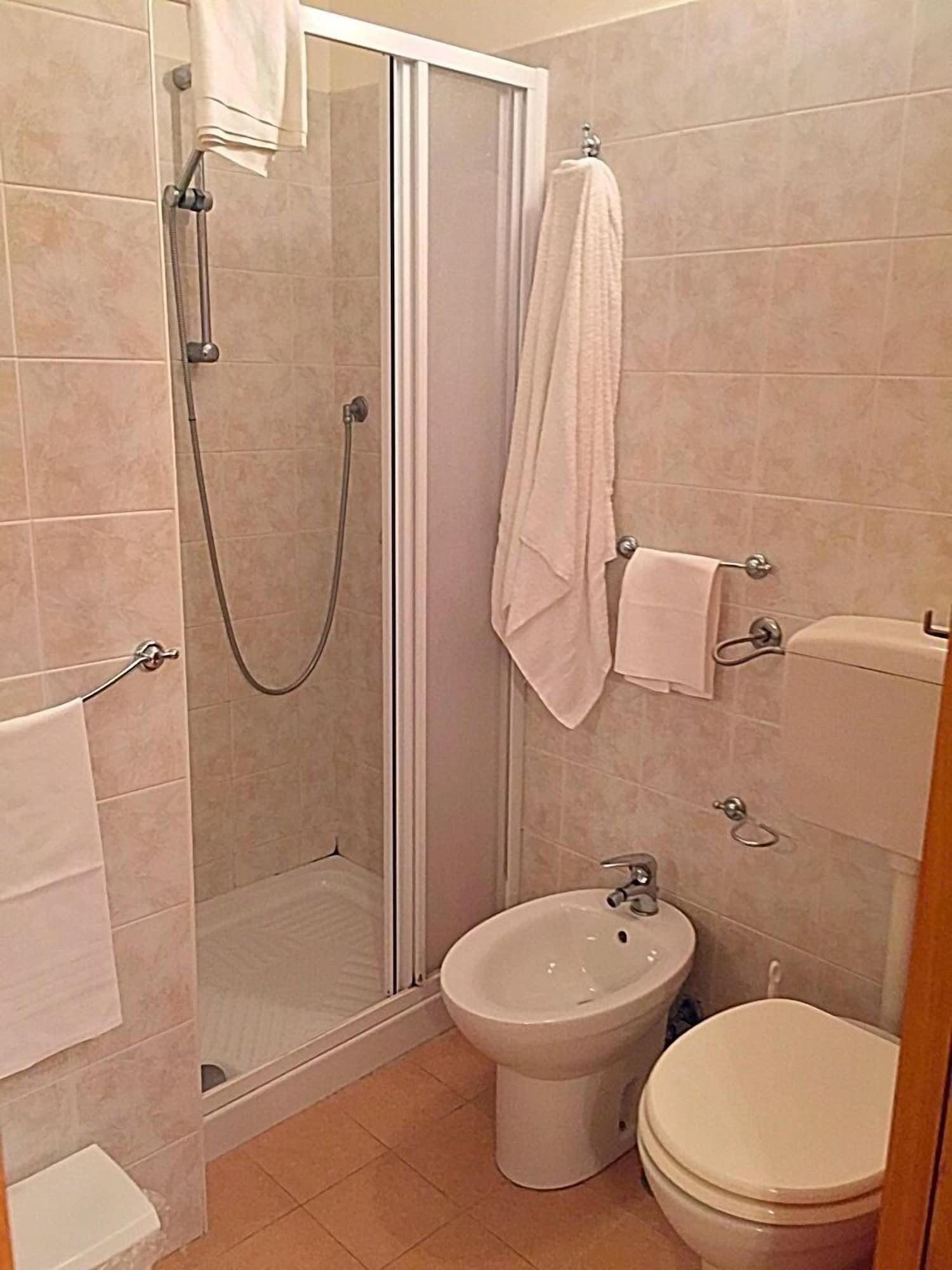 Gelone Bed & Breakfast 3*
