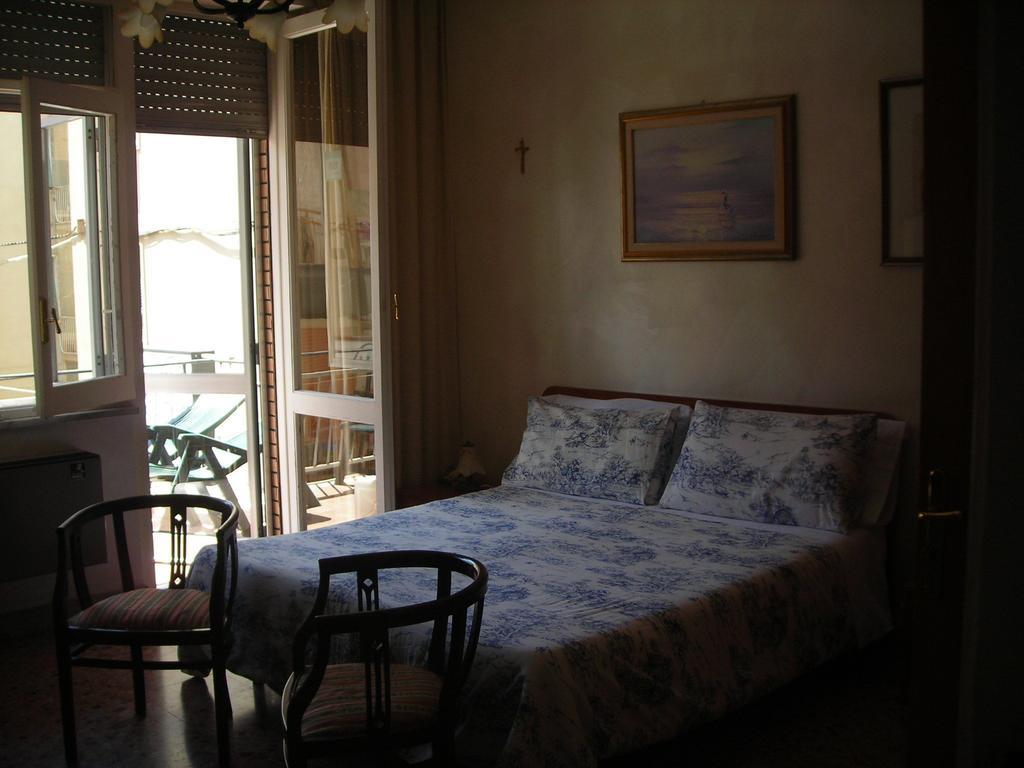 Gelone 3*