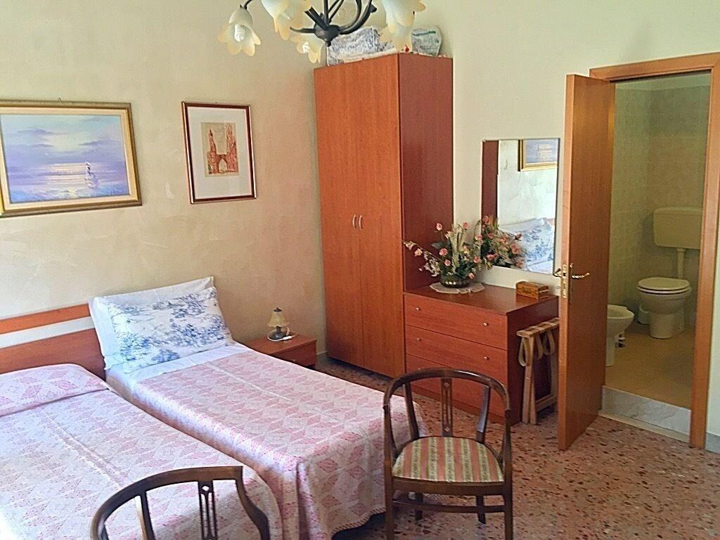 Gelone 3*